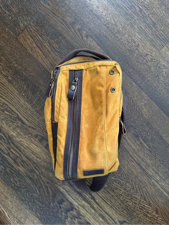 Della Q Handbags - DellaQ Makers Mini Messenger in Mustard